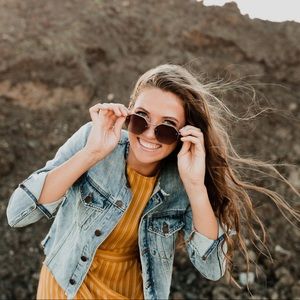 Meet your Posher, Madison